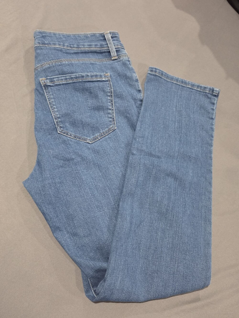 Classic Women's Blue Jeans - Straight Leg